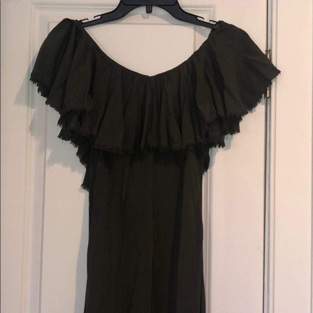 Off the shoulder low back dress. Blue life